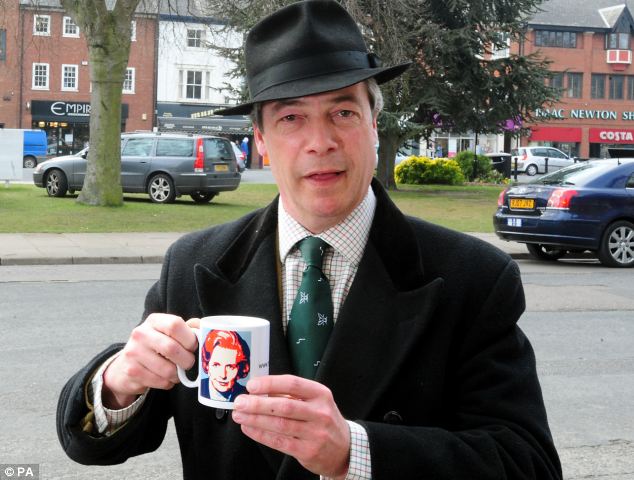 SacksOfSimps's tweet photo. @AP Come on, Nige, time to bring out the big guns again! https://t.co/Nb322mJKfk