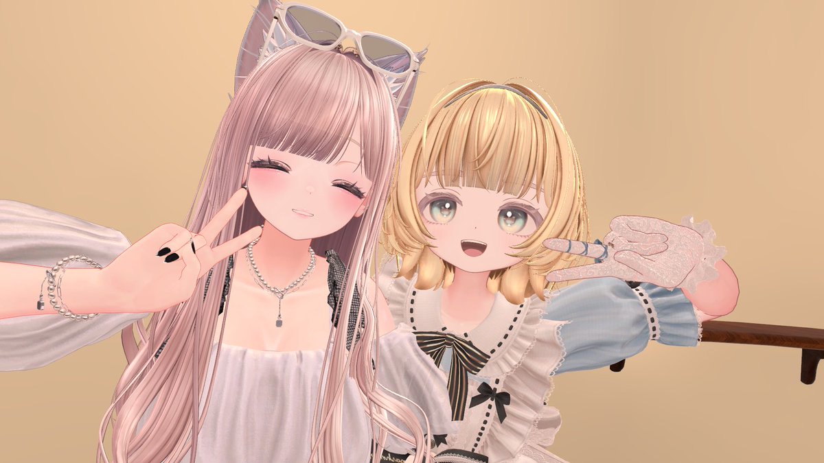 memeri_vrc's tweet photo. 昨日もなでなで親睦会参加させてもらいました〜！
滑らか動きの撫で、全肯定されながらの撫でとかしてもらえて幸せでした〜！✨
#なでなで親睦会 #なでなで大将軍 #なでなで親衛隊 https://t.co/G9IYHSvfhY