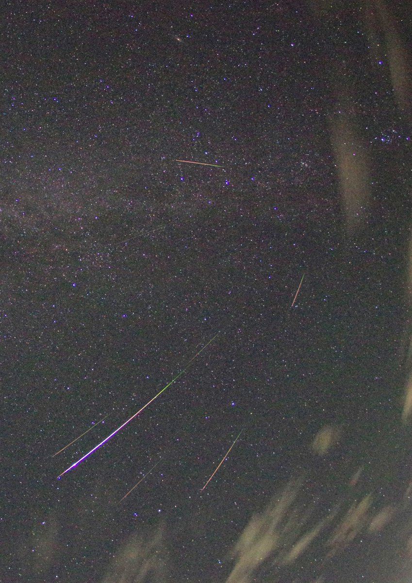 etplace's tweet photo. ペルセウス座流星群
8月12日23:30～13日00:40の1時間ほどの晴れ間でした
最大のものは12日23:48
岩手県盛岡市門前寺 https://t.co/xERh4s7ali