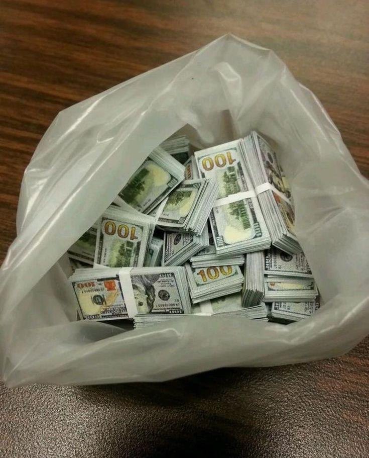 Isaacpeterght's tweet photo. I'm not meant to be paid only 12 times a year. I'm better than that. https://t.co/rewjDG48sy