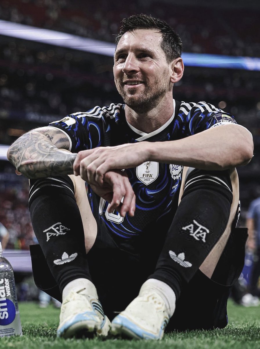 Juanignacio_'s tweet photo. Nunca estuviste solo, y mucho menos ahorae no este momento tan difícil para vos. Todos los argentinos te amamos, por todo lo que hiciste por el fútbol y todas las alegrías futbolísticas que nos distes. Fuerza capitán♥️⚽

#EstamosConLeo https://t.co/vrVZUC85Kq