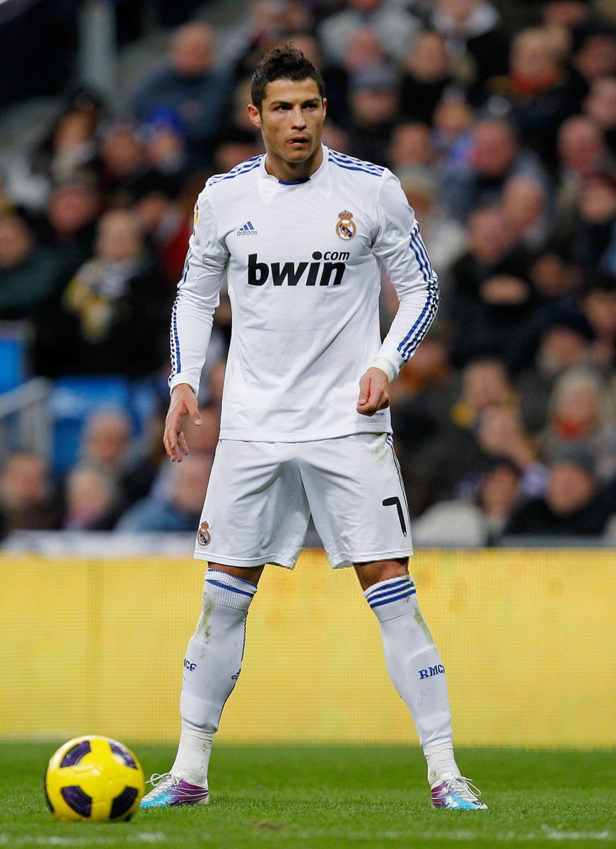 MousaQi's tweet photo. 2011 🐐 https://t.co/hCRZCdhtdx