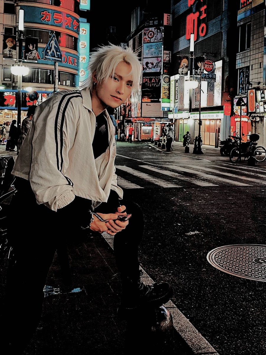 swordpetals_'s tweet photo. ⠀ 

⠀⠀          have a nice night, okay ? 

⠀ https://t.co/LeYqJDbwKp