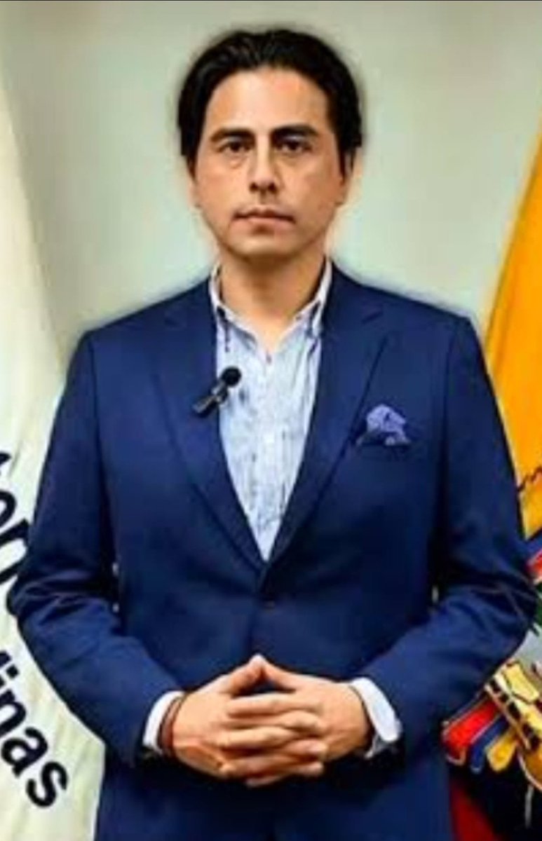 enindefension's tweet photo. URGENTE: #CasoProgen Fabian Calero y su verdad
"La ciudadania debe saber no voy a ampliar sino a rendir  nueva version"
"Mí versión inicial fue condicionada por #fiscal Luzmila Llugcha, por estrategia"
"En #fiscaliageneral piso 16, en sep 2025, rindí version completa de 22 hojas" https://t.co/0mc0JFpWao