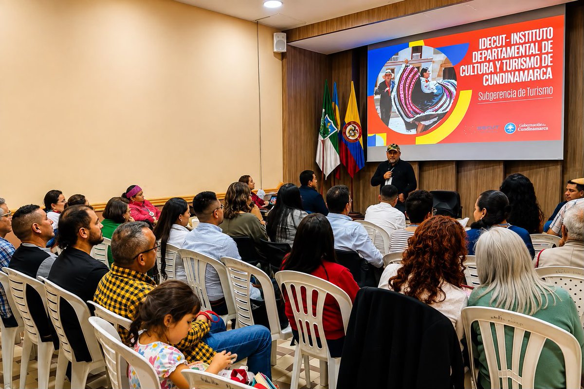 IDECUTCundi's tweet photo. 1/3 🧵 Más de 50 operadores turísticos se reunieron en #Cáqueza durante el II Encuentro Regional de Turismo del Oriente de #Cundinamarca, acompañado por el #IDECUT, para fortalecer la articulación del sector y avanzar en la consolidación del Clúster Turístico del Oriente. https://t.co/0nuY7b5pMO