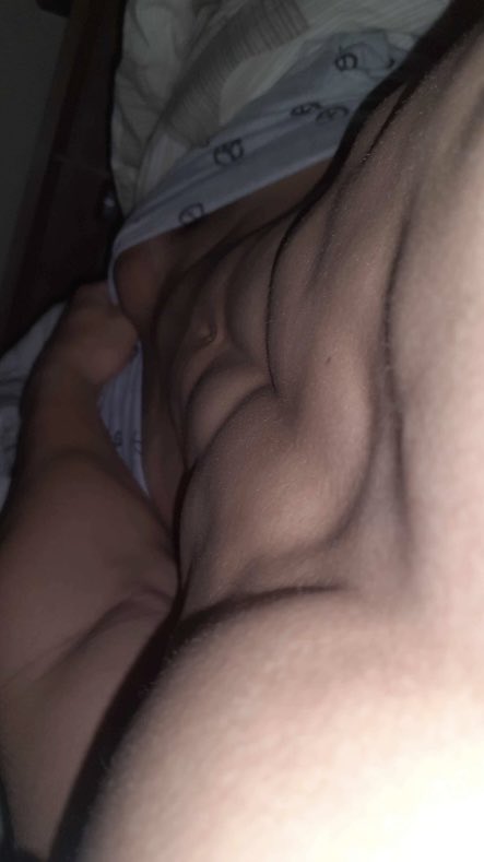 muscles_papi tweet picture