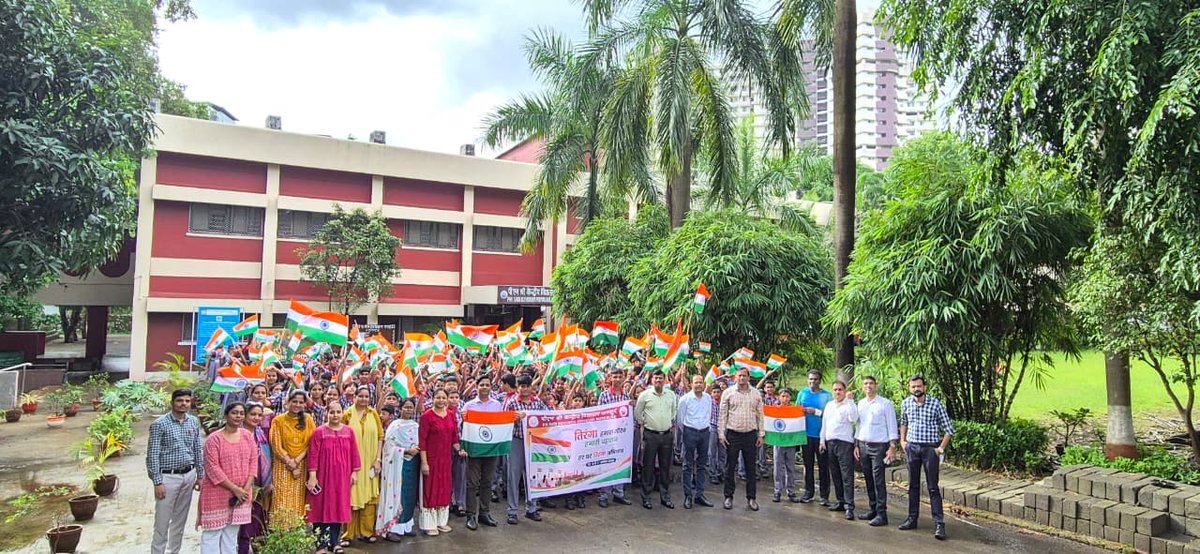 KMankhurd's tweet photo. Today, PM SHRI Kendriya Vidyalaya Mankhurd proudly celebrated Har Ghar Tiranga with great enthusiasm and patriotic spirit. 🇮🇳 हर घर तिरंगा 🇮🇳
हर दिल तिरंगा ❤️
जय हिन्द! 🇮🇳
#HarGharTiranga #HarGharTiranga2026 #PMShriKV Mankhurd #KendriyaVidyalaya #Patriotism #Tiranga #JaiHind https://t.co/4svpSS7403