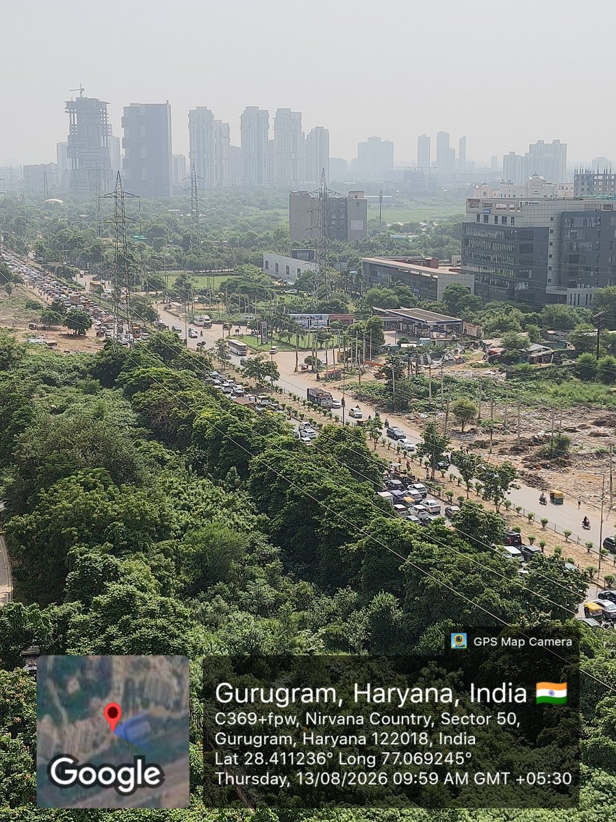 khushisinghal's tweet photo. Traffic on GCER!!!
Govt-kya hi karenge metro shuru karke, buses chala ke, ya elevated rd bana ke.. fasne do public ko 2-2 ghante traffic mein.. kyun jate hai yeh log ofc? Ghar me kyun nahi baith jate! 😬😑😤😡🤬
@TrafficGGM
@IGtraffic_hry
@DGPHaryana
@gurgaonpolice
#chaos https://t.co/lJVjU8hEKS