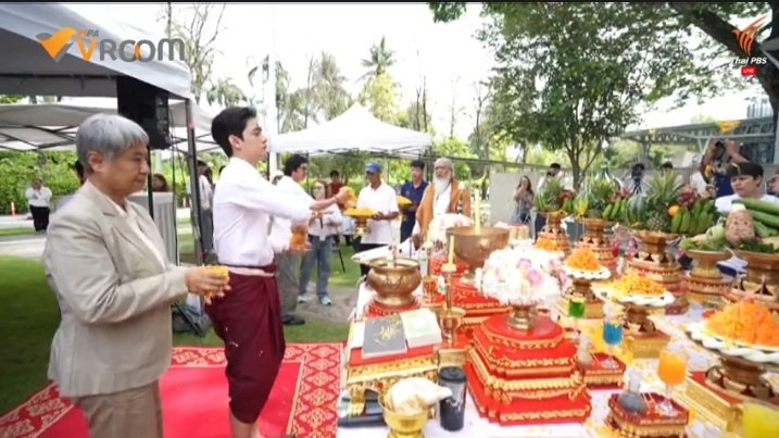 KMomza's tweet photo. ละครที่รอคอย
ขอให้ละครดัง ๆ ปัง ๆ ค่ะ
#ThaiPBS
#VIPAdotMe
#ละครไทยพีบีเอส
#ราวัณกัลยา
#Kaownah
#ก้าวหน้ากิตติภัทร https://t.co/5bo0GpAFtj