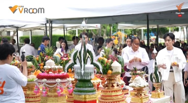 KMomza's tweet photo. นักแสดงคุณภาพ
ทีมที่ปรึกษาทรงคุณวุฒิ
ละครควรค่าแก่การรับชม
#ThaiPBS
#VIPAdotMe
#ละครไทยพีบีเอส
#ราวัณกัลยา
#Kaownah
#ก้าวหน้ากิตติภัทร https://t.co/Xses0lEcBU