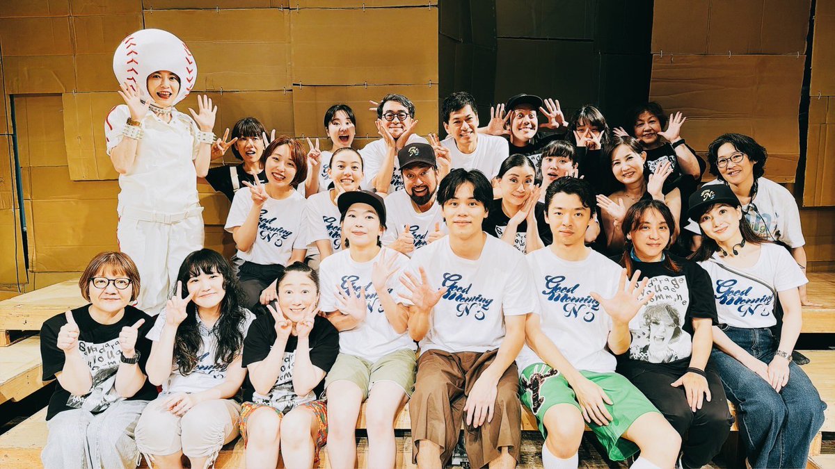 k_mikitea's tweet photo. 劇場に足を運んでくださった皆さま、心を寄せてくださった皆さまありがとうございました。
熱い熱い日々が終わってしまった。
声の限り叫んだ。最高でした。楽しかった。
あなたの心に何かが生まれていたら嬉しいです。息ができるところにいてね。
#gmn5
#破壊再生ディストーション https://t.co/QyrmD3fqjk