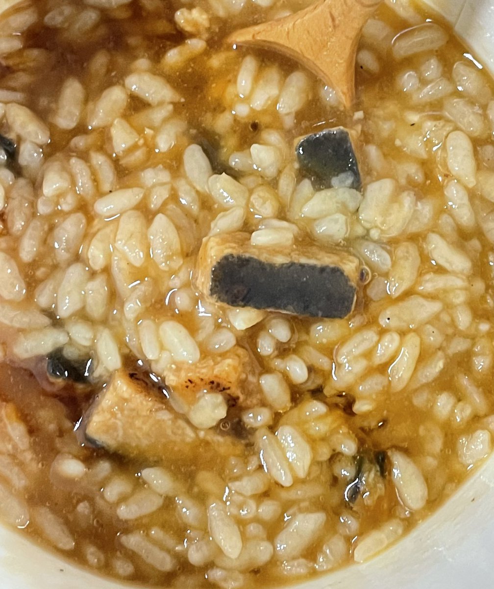 kerokyon's tweet photo. 謎うなぎ丼（うなぎ不使用）食べた。
確かにうなぎではなかった。 https://t.co/VpK7xcIbZs