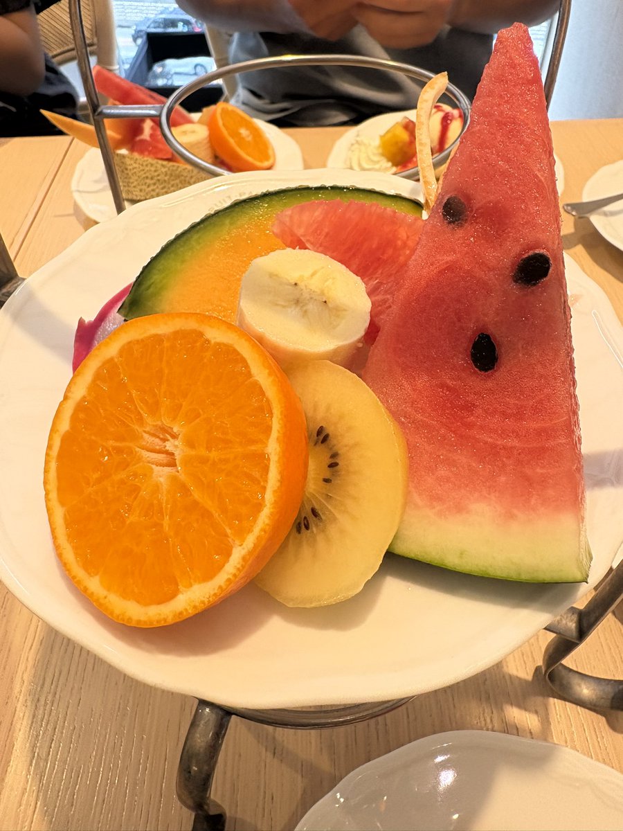 chalischumlar's tweet photo. 今日のモーニングは千疋屋
贅沢やった〜 https://t.co/2NdurqzHcm