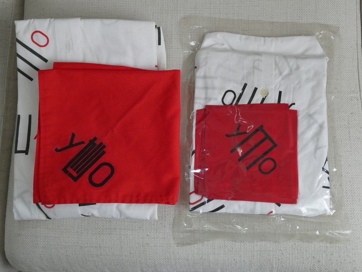 rittyann's tweet photo. ステージシャツと来たら腕章です。UC.YMOのが正規品（？）で今回はこちらのYセツ王です。これは1999/10/30新宿LOFTでYセツ王のライブに松武秀樹さんがゲスト出演された時にファンサ（観客席に投げ入れ）でいただいたものです。 https://t.co/3Ux1yeil4z