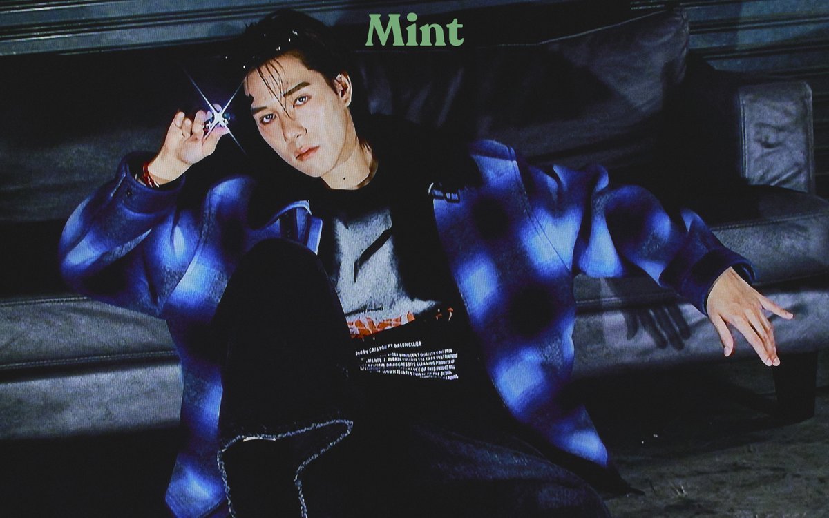 mintmag_th's tweet photo. “อยากบอกว่าชื่นชมและรู้สึกขอบคุณมากๆ ถ้าไม่มีแฟนคลับทุกคน พวกเราก็คงเดินทางมาได้ไม่เต็มร้อยเหมือนในวันนี้ สกาย กับนานิอยากจะให้ทุกคนได้มาใช้เวลาดีๆ ร่วมกันเสมอนะครับ” 💚 #hirunkit_

➡️อ่านต่อ https://t.co/f7Paa1GzTV

🛒 อ่านบทสัมภาษณ์ฉบับเต็มของ ‘สกาย-นานิ’ ทาง #MintVol35 ฉบับใหม่ล่าสุด เป็นเจ้าของได้แล้ววันนี้ >> https://t.co/XRx1rLhnMH

#SkyNanixMintMagTH
#MintTalk #MintVol35
#MintDigitalCover
#MintMagTH