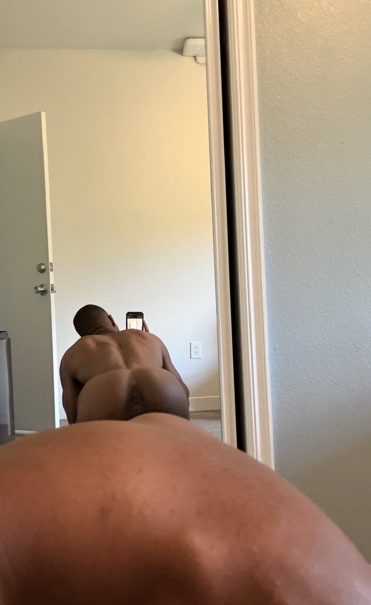 OKboyfit's tweet photo. Which one you wanna eat first?😈😈 #okc #gay #bbc #bubblebutt https://t.co/deTgnee3tw
