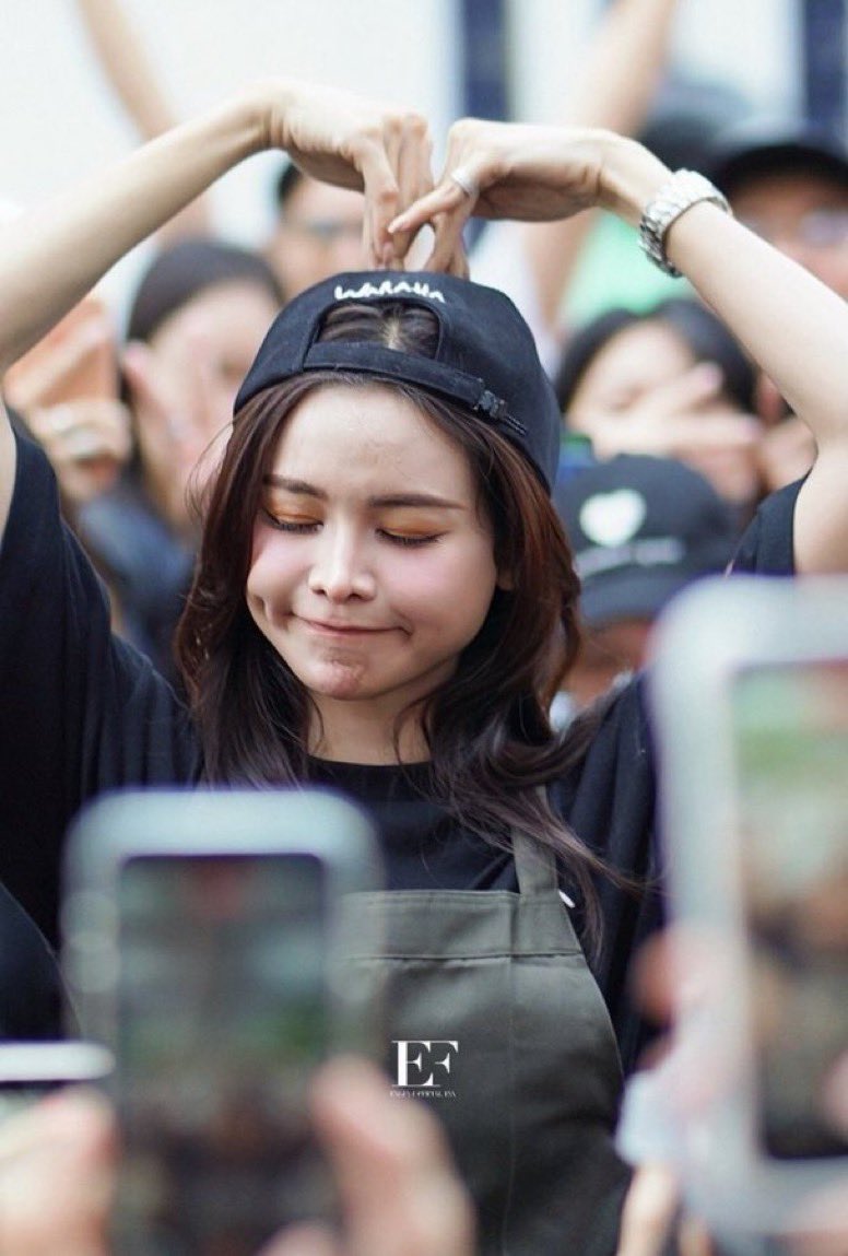 penakute220315's tweet photo. Morning cục cưng nhé 
Have a good day 😚🤍

ENGFA OUR HEART13
#อิงฟ้ามหาชน #EngfaWaraha
#อิงฟ้าวราหะ @EWaraha https://t.co/8aKRoNmVFO