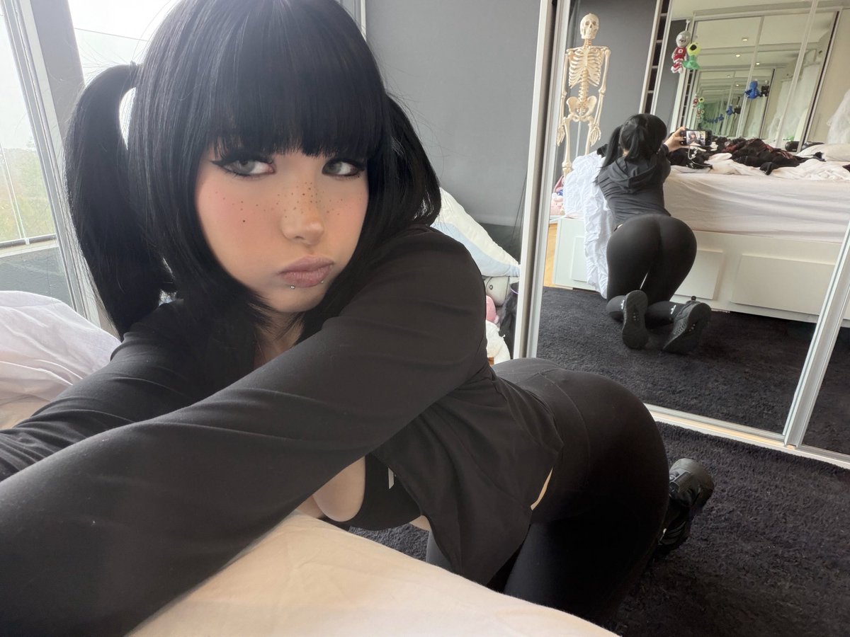 nicoleponyxo's tweet photo. come and get me if you can https://t.co/ydq1h9sAim