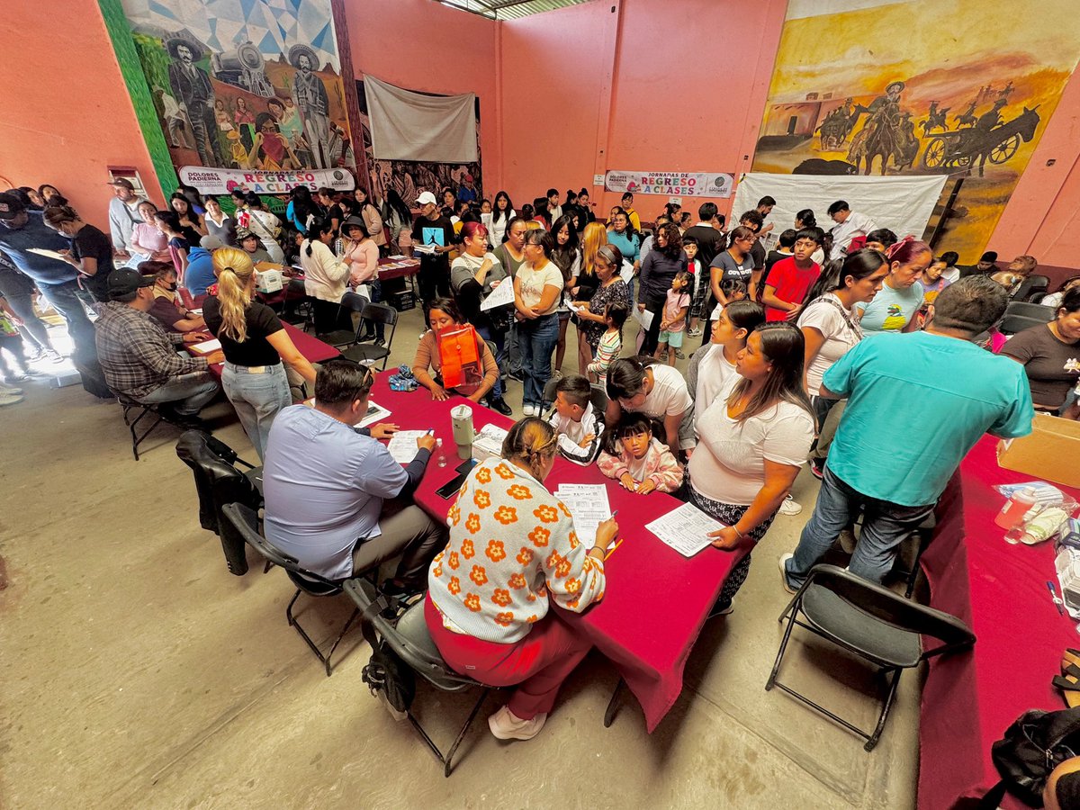 Dolores_PL's tweet photo. 📚✨ Una jornada que nos deja mucha alegría Yuguelito.

Gracias a todas las vecinas y vecinos del #Distrito4 de #Iztapalapa que se acercaron y participaron en nuestra Jornada de Regreso a Clases. 💜

Para mí, estar en territorio, escucharles y acompañar a nuestras familias es una prioridad.

👧🏻👦🏽🎒 Seguiremos trabajando para que nuestras niñas y niños tengan mejores oportunidades.

¡Gracias por su confianza! 🤝💜

#AmorAlPueblo #AmorAlDistrito4 #Iztapalapa #DoloresDiputada