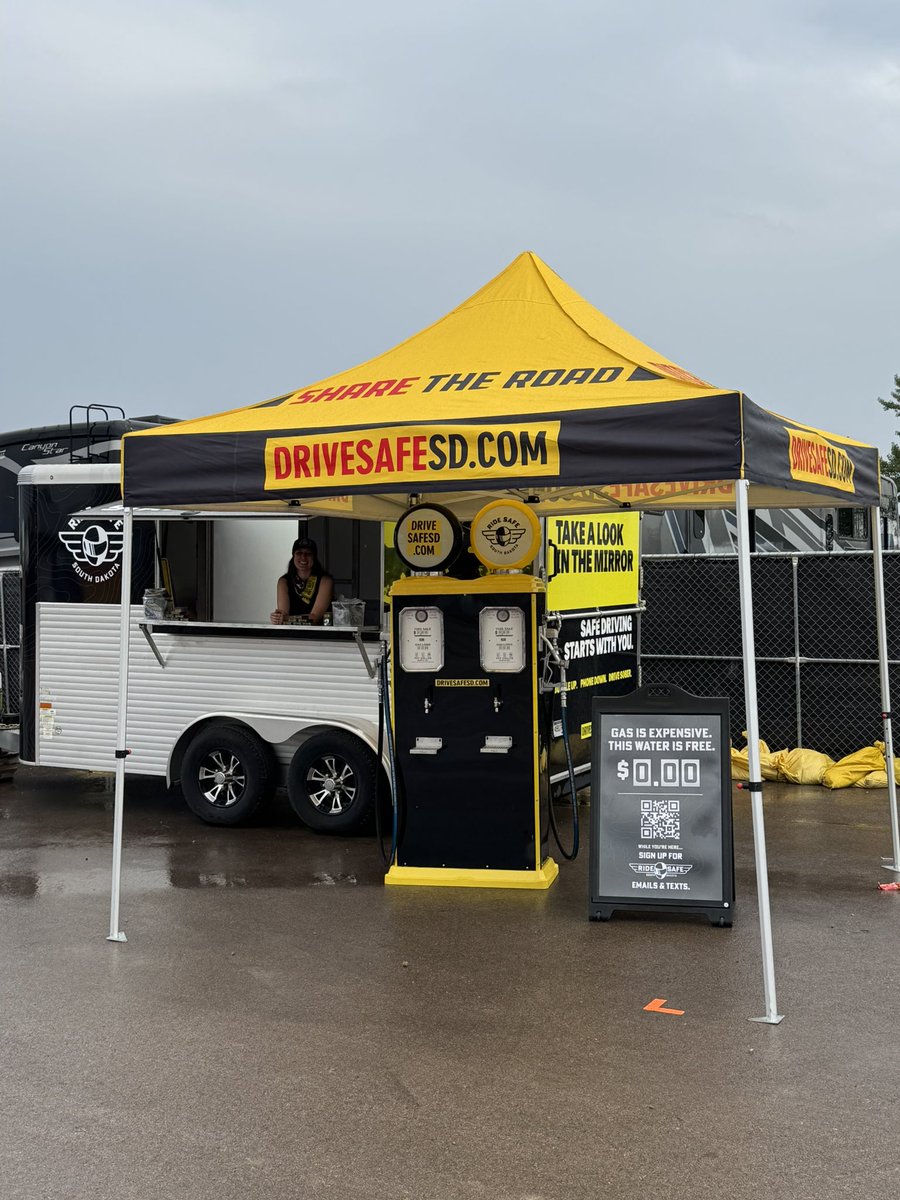 SDHighwayPatrol's tweet photo. 💧 Stay hydrated at the Sturgis Rally!
Drive Safe SD has a hydration station set up at the Buffalo Chip. Stop by, cool off, and grab some water! 🚰☀️ #drivesafeSD #keepSDsafe https://t.co/2n5XIh3jeE