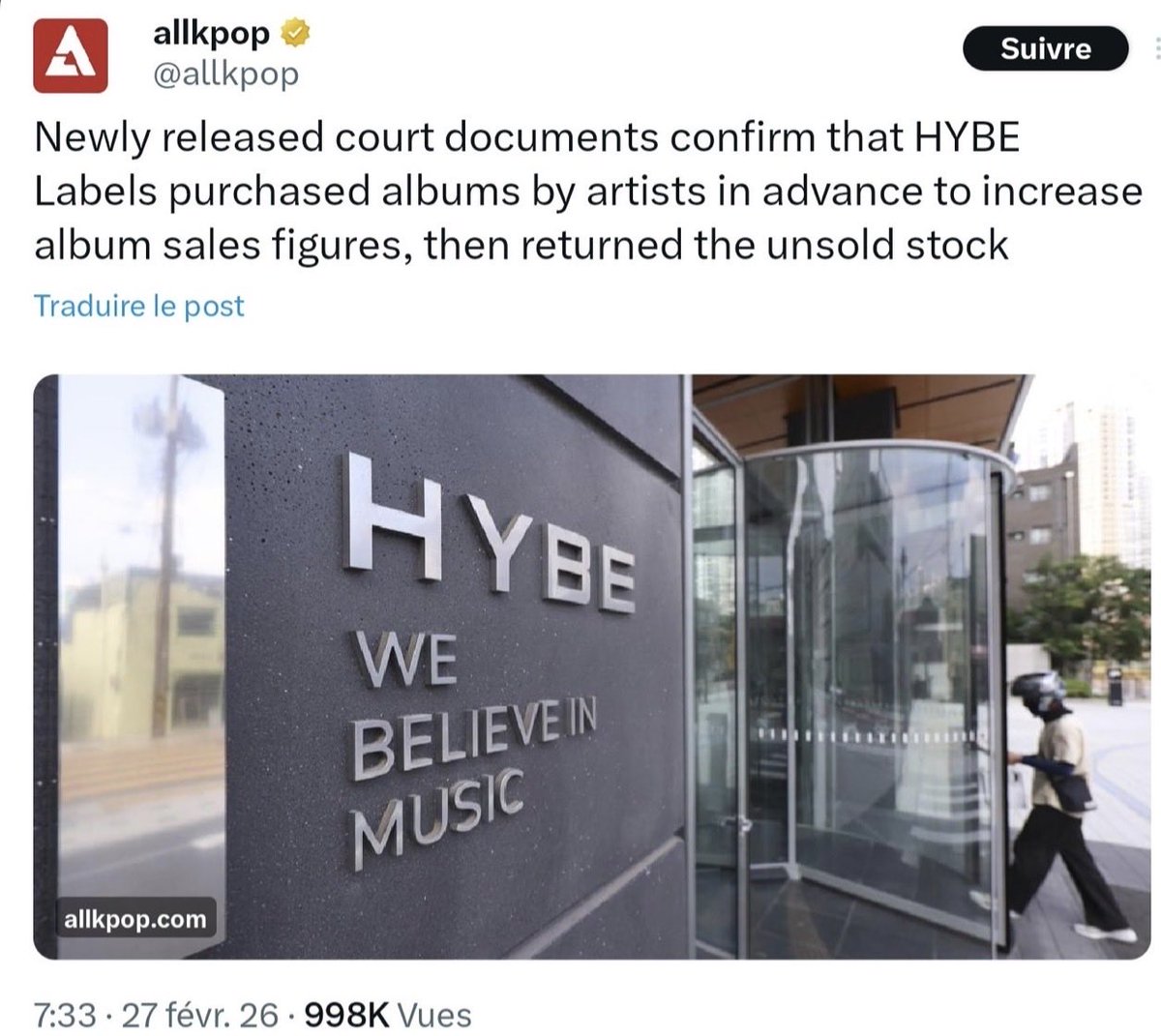 strayvilla8's tweet photo. @JbzBelieber99 @globalpinks_ Thats hybe game  no other company does that🤣 https://t.co/sdNUzkXBrR