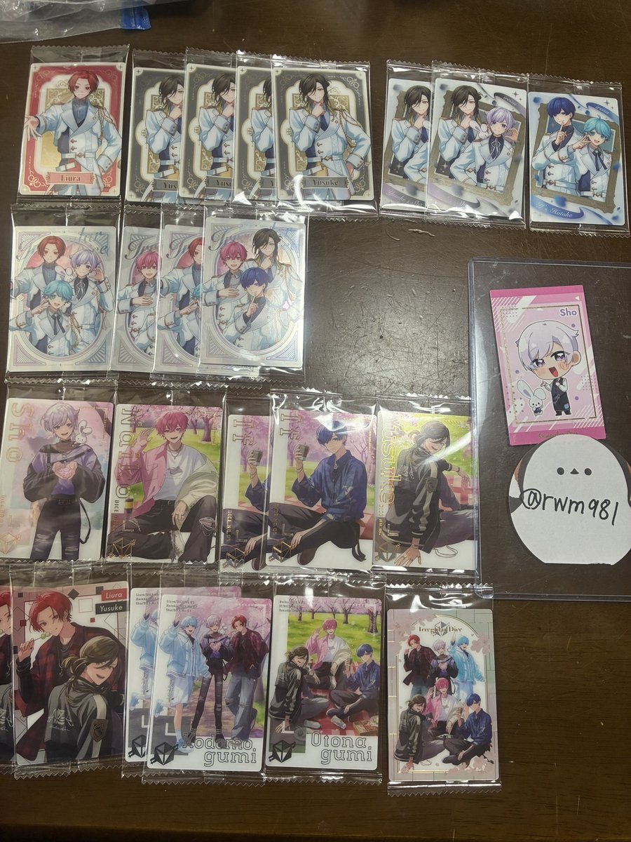 rwm981's tweet photo. 【いれいすグッズ交換】

譲　1枚目

求　🐇様、🐱様の幕開け

郵送・交換のみ○
手渡し・買取✖️ 
お気軽にお声掛けください！
#いれいすグッズ交換 https://t.co/q3jBJ4rEES