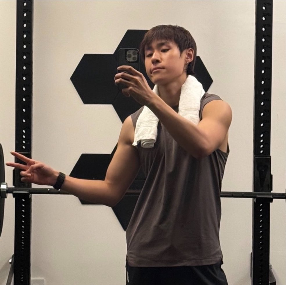 littledenly's tweet photo. ถ้าชาตินี้มีจริงลูกขอ หนุ่มตี๋ผิวเข้ม กล้ามโต ตามใจเก่ง รักจริง แบบนี้ได้มั้ยคะพระแม่ 🛐 https://t.co/zR3YYECPeH