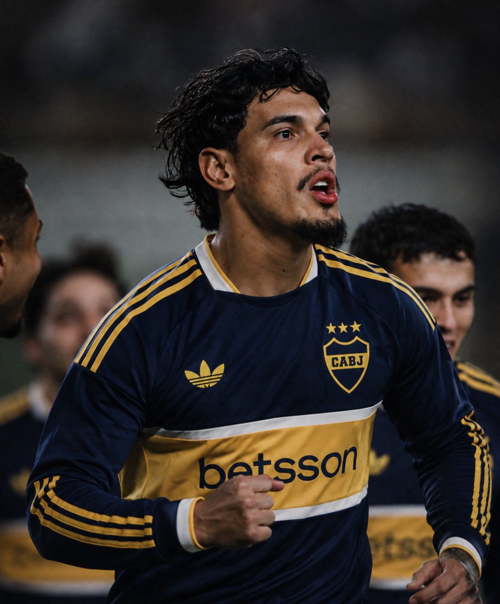 frabigolxeneize's tweet photo. GUSTAVO GOMEZ ES EL CENTRAL QUE NOS FALTA.

✅33 AÑOS 
✅GANO LA LIBERTADORES
✅FANATICO DE BOCA
✅TIENE DE HIJO A LAS GALLINAS
✅JERARQUIA PURA

HAGANLO @BocaJrsOficial https://t.co/Ynm6G1LgHw