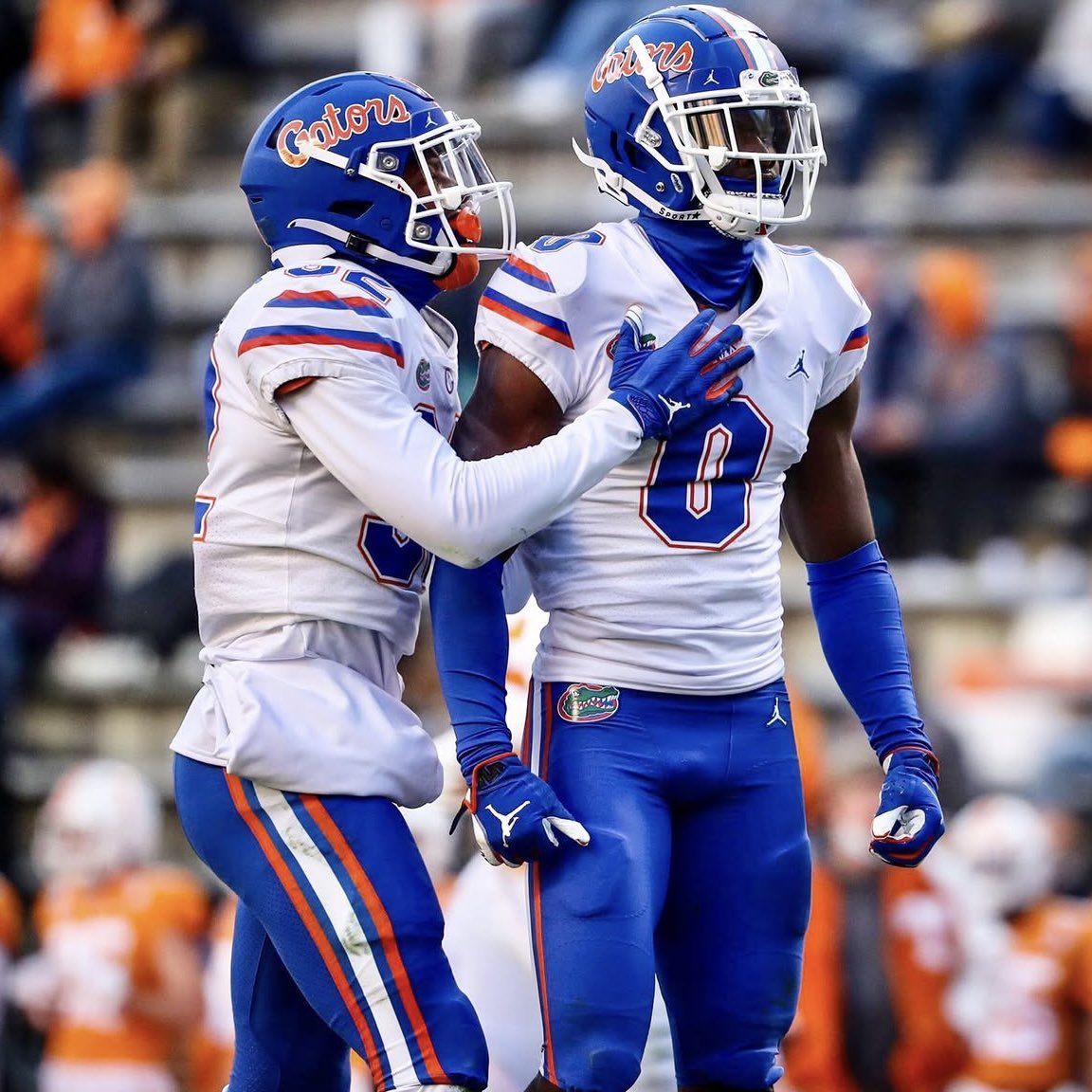 abehicks_17's tweet photo. Don’t understand the uproar about the blue helmets. These are awesome but I think this is the best Florida uniform combo with the blue helmet 🔵⚪️🔵 @ZachCohenFB https://t.co/sRLhE1n45M