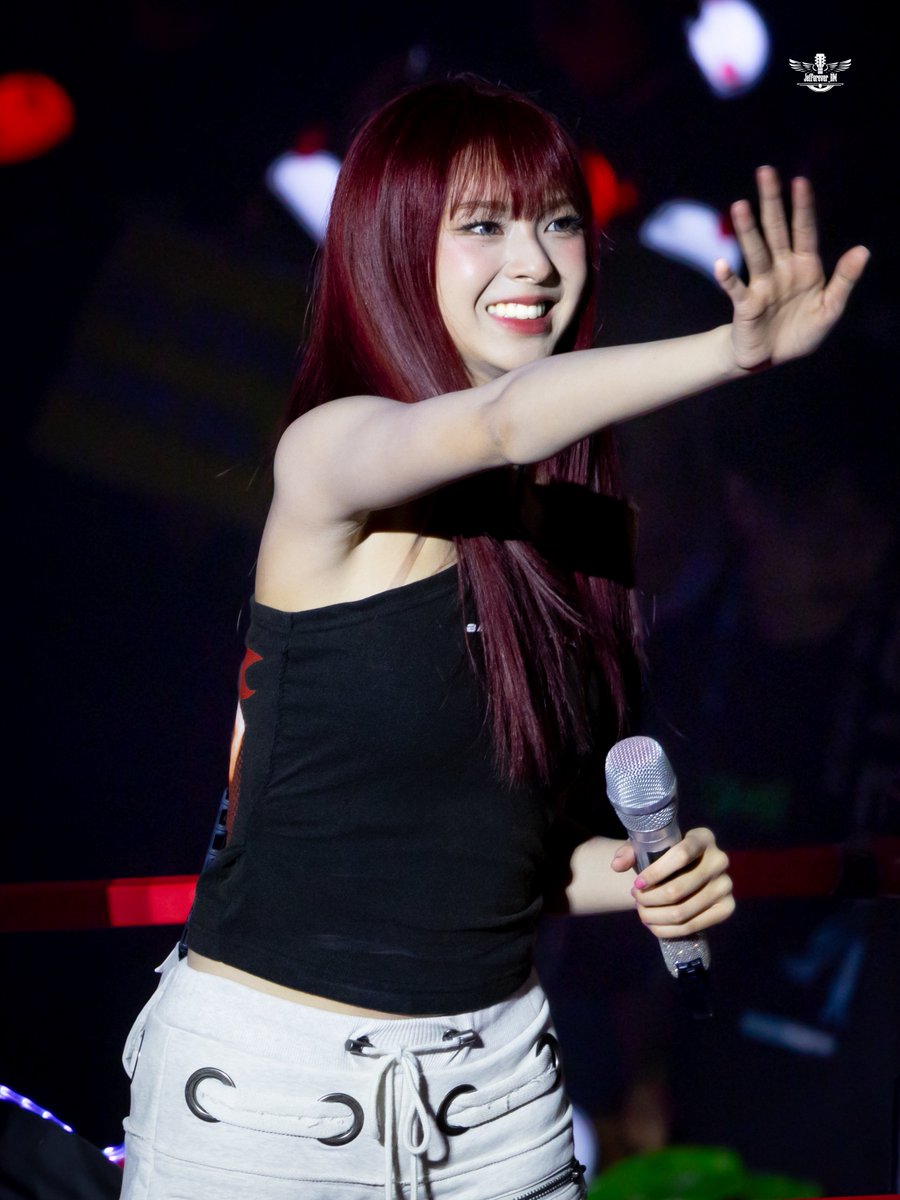 Jeff4everBM's tweet photo. 260812 Chiba Day 2

👋🏻😸

#CHIQUITA #치키타 #ชิกิต้า
#BABYMONSTER #베이비몬스터 #ベイビーモンスター https://t.co/zBA2oFmisK