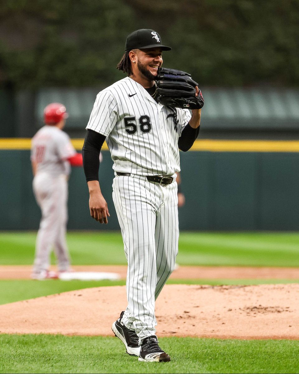 whitesox's tweet photo. Luis Castillo tossed a 💎 with a season-high TEN PUNCHOUTS! https://t.co/wpf8PfQDXA