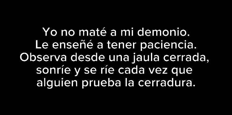 SandymoonMX's tweet photo. Yo amo a mi demonio, más bien a mis demonios muajajaja 😈😈😈 #sandymoon #sandymoonmx #FelizSemana https://t.co/7PAJeF3KHu