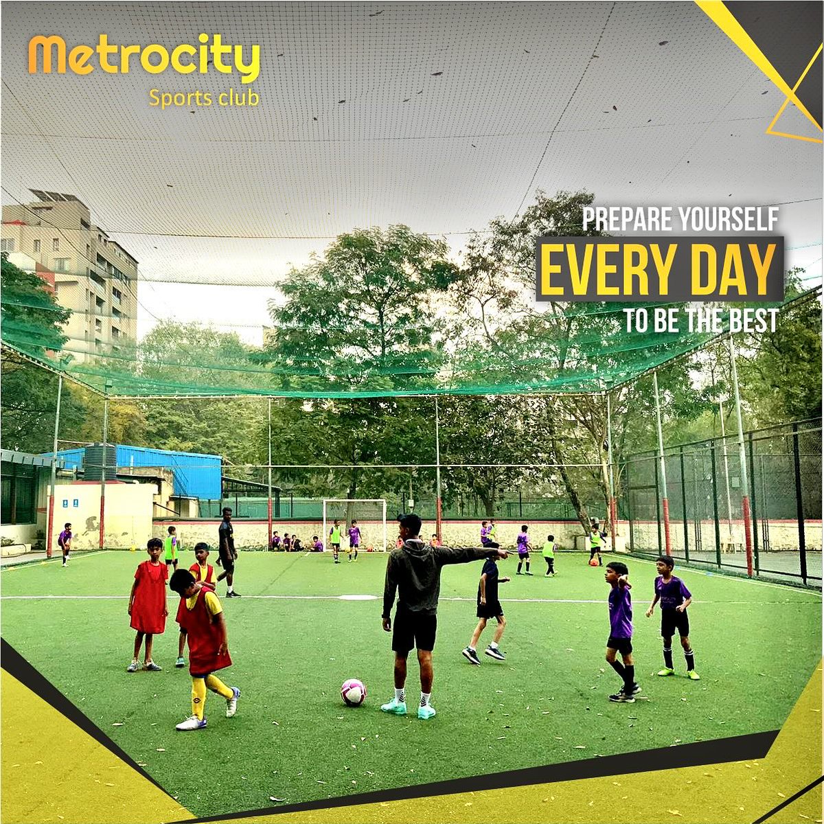 metrocityclub's tweet photo. Consistency beats talent every single time.

This is what we coach every day at Metrocity Football Club near you in Kothrud.

Prepare yourself every day to be the best.

Visit: Metrocity Sports Club, Kothrud, Pune

#Football #FootballCoaching #FootballTraining #Kothrud https://t.co/5UnbbYfXc6