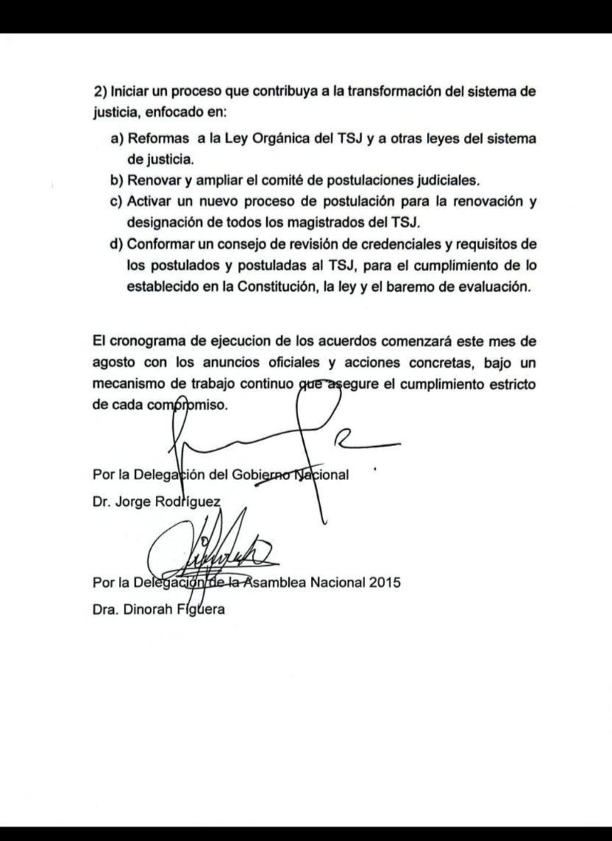 LuzMelyReyes's tweet photo. Ha culminado el primer ciclo de la mesa. Mis comentarios y una opinión.
El comunicado emitido por el copresidente ejecutivo en funciones, Jorge Rodríguez, y la presidenta de la AN, 2015, la diputada actuante Dinorah Figuera, reporta la instalación de dos mesas técnicas.
Queda claro por qué Rodríguez usó el tema de la atención a las secuelas del terremoto. Fiel a su historial usa algo tan trágico como es el desastre de los sismos para pedir el oro que está en Inglaterra.  Poco a poco de seguro incluirá levantamiento de sanciones particulares.
2. Sin embargo, si hiciese una lectura optimista diera la impresión de que lo que en realidad se está configurando es una especie de cogobierno. ¿El gobierno de facto requiere " el permiso" de la extinta AN para cumplir con sus funciones?  Eso es lo que se puede interpretar del avance del punto 1. 
3. Sobre el punto 2 y sus tres partes del nombramiento o renovación del nuevo TSJ, será interesante ver cómo se van a repartir las cuotas. Para hacer esto realmente no era necesario una mesa. Parece más un trámite para generar algo de confianza. 
4. ¿Esto significa un cese de facto de la AN 2025? ¿O qué? ¿Qué rol van a jugar los diputados de oposición de ese cuerpo?
5. Mi opinión: he insistido que para hacer lo que han dicho que van a hacer no es necesaria una instancia de esta naturaleza. 
Es tan suigéneris que ni sus mismos integrantes le ponen un apellido. Tal vez pase a llamarse la Mesa de la Tutela. 
En todo caso,  Rodríguez gana tiempo, mientras que el sector de la oposición seguirá creyendo que el diferenciador, en comparación con otras experiencias fallidas  es que está EEUU y supuestamente tiene el garrote presto. 
El tiempo, que todo lo pone en su lugar, se encargará de verificar si el  escepticismo es justificado.
6. Tiempo que pasa, para mí, transición que huye. Corresponde que las fuerzas políticas democráticas organicen el descontento y logren incidir en un cambio hacia una transición democrática. 
7. Buenas noches y abracitos queridos tuiterpanas.