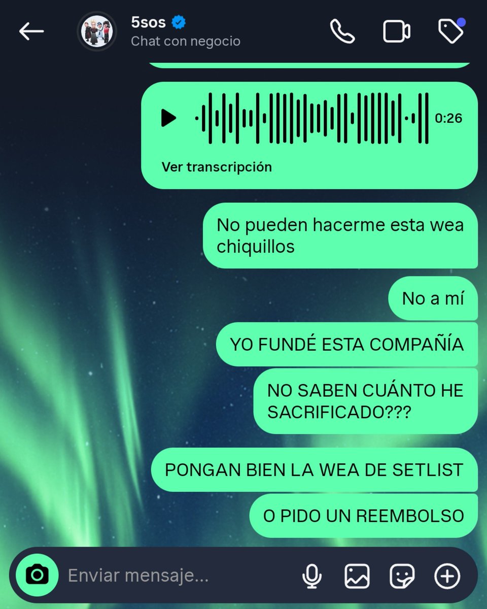 saiyajinjoestar's tweet photo. esperando que contesten o les tiro tomates en el concierto #LATAMisNotOK @5SOS https://t.co/8ljqFLps8z