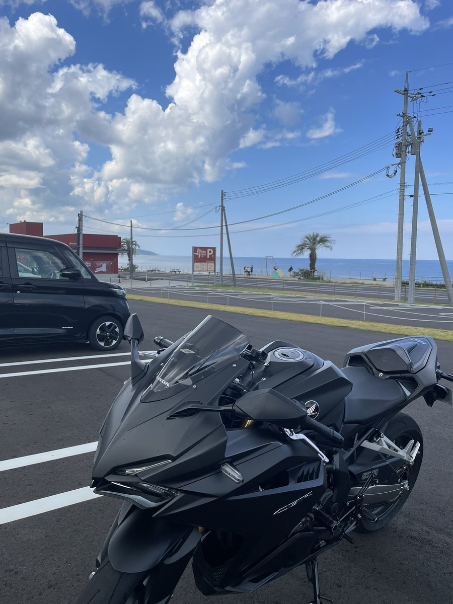 joy_cbr250rr's tweet photo. 昼過ぎから雨だって言ったじゃん！😭 https://t.co/Y6bEONl9TH
