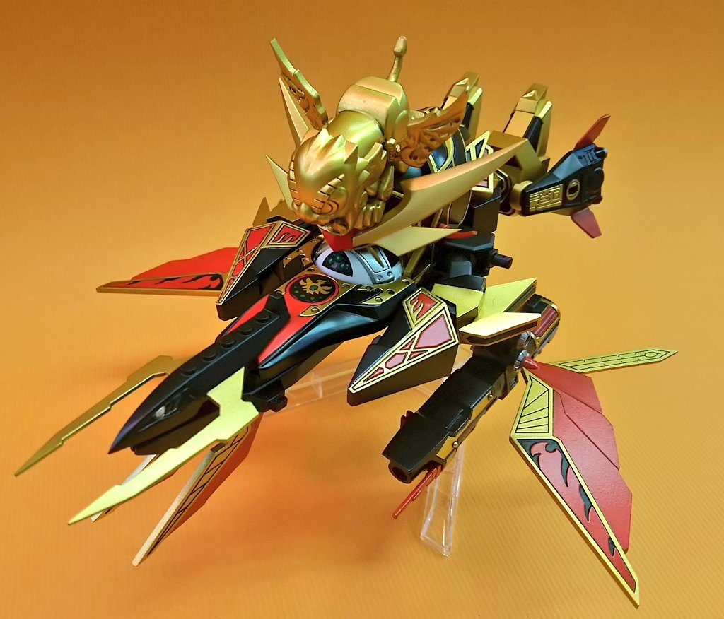 noir43434545's tweet photo. 大福将軍もチラホラ見かけるのでついでに。
三代目大将軍よりも後に製作したので胸鎧を含めてバランスは良くなってると思います。 https://t.co/UvheiwzoDd