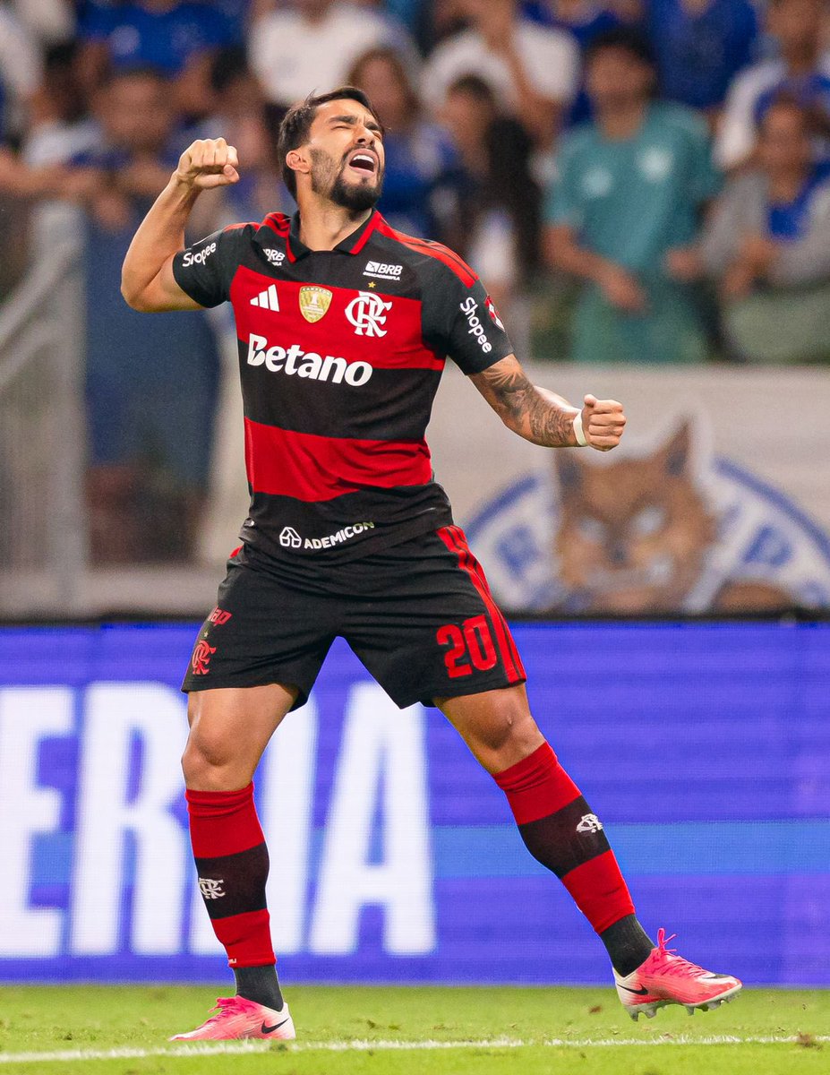 Flamengo's tweet photo. VIBRA, CRIAAAAA! 😤

#CRUxFLA #GolDoMengão # https://t.co/HinvLyfkpp