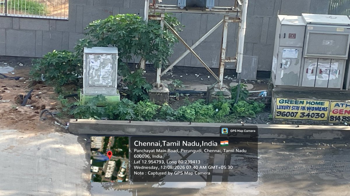 Tamilinian1016's tweet photo. @chennaicorp view cutter uprooted by wind, but parapet remains. Obstructing rain water. Stagnating &amp; mosquitoes breed. To restore view cutter and making way for rainwater. Speed breaker &amp; parapet r blocking the way to SWD. Not to do temporary measures of clearing this my men https://t.co/Iax0j2qhKm