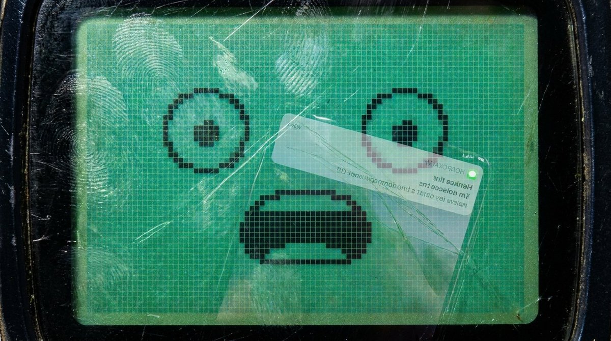 DumbPhoneGang's tweet photo. Something happened online today.
Clacky did not hear about it.
Clacky did not open it.

Clacky is still not sure what it was.
Peace level: maximum. https://t.co/pOspEt8bTy