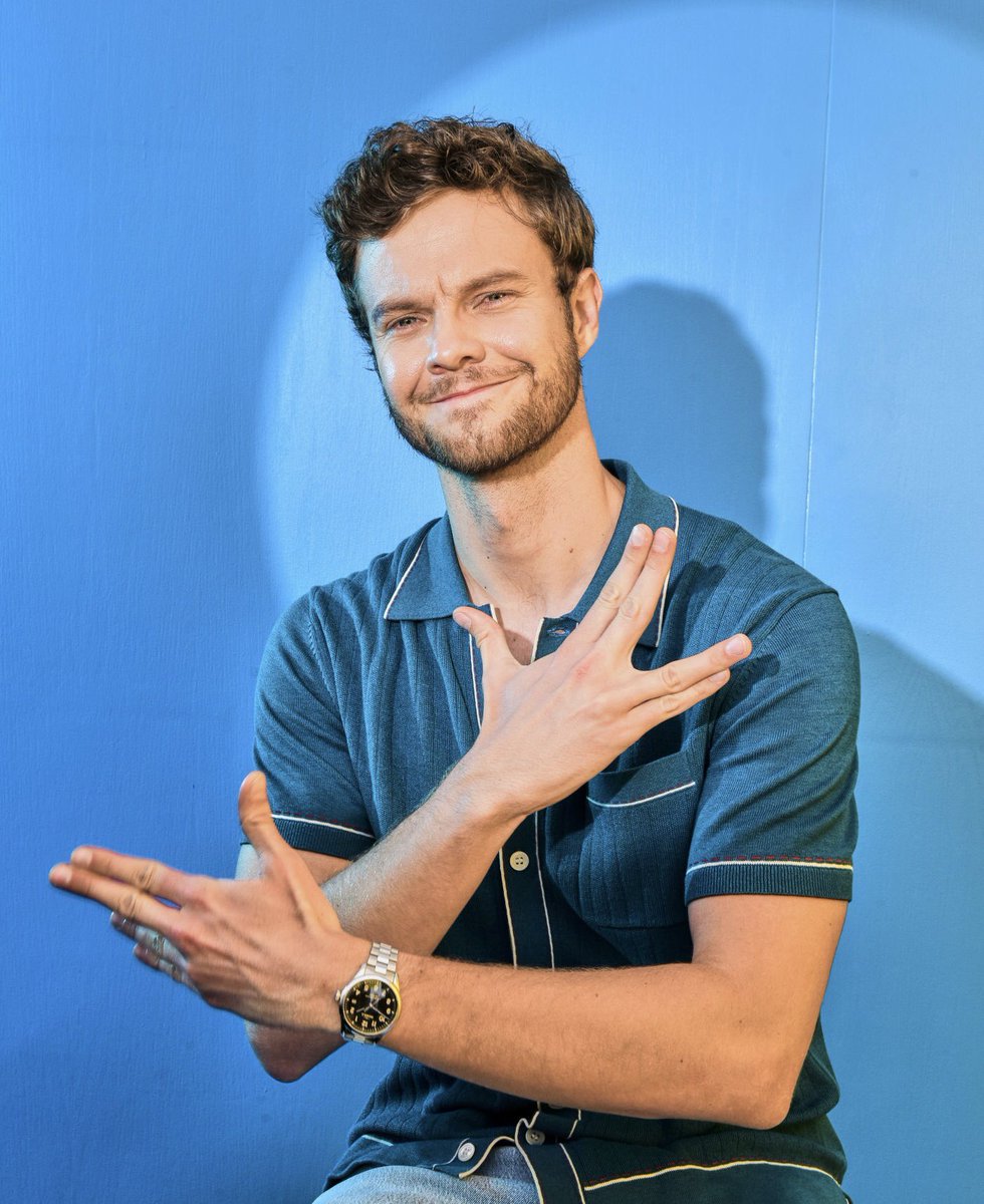 OsquiGeek's tweet photo. ¡TODOS MIS DÍAS SON UN INFIERNO 👨🏻⛓️💥🩸💪🏻☠️🔴🟡!
Se rumorea que #JackQuaid estaría en conversaciones para interpretar a #ScottFree / #MisterMiracle en su serie homónima animada. También se ha confirmado que #NathanFillion aparecerá como #GuyGardner en dicha serie animada. https://t.co/hGXWt6jDar