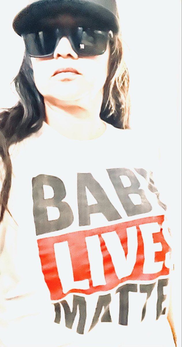 SimoneTemplar_'s tweet photo. @LilaGraceRose #BabyLivesMatter
#FortyFive https://t.co/XxFyqdygsx