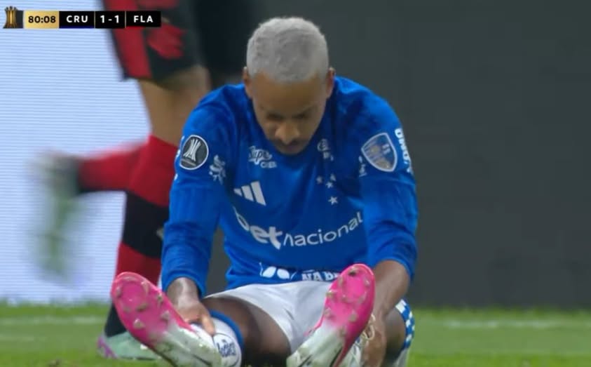 br_dadepressao's tweet photo. O curioso caso do craque que ajudaria a seleção mas só joga contra Juventude e Chapecoense https://t.co/KoF8IERYLD