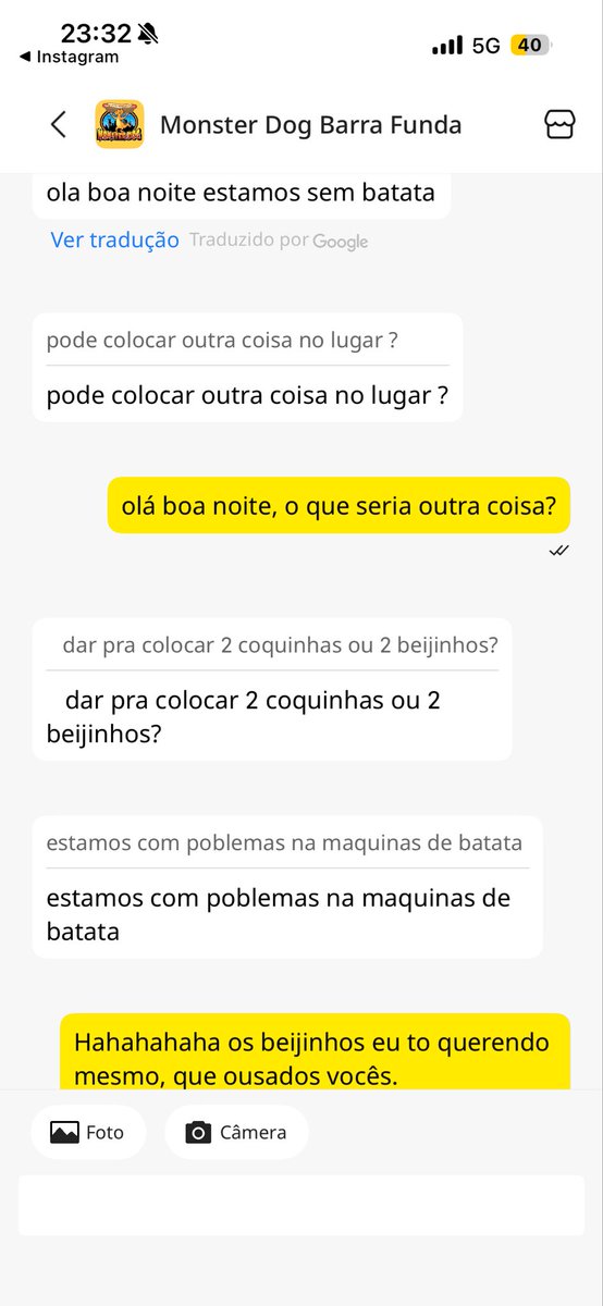 Jessie_janna's tweet photo. E eu que fui comprar um lanche e o lugar tava sem batata e ofereceram beijinhos. https://t.co/BIhApvSVzo