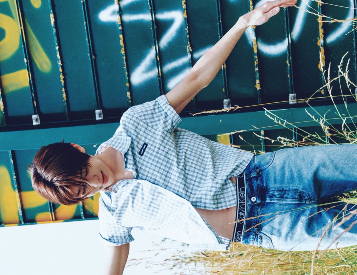 sionsbunny's tweet photo. ⠀
:¨ ·｡· ¨: 
 `· ｡ ୨୧　sion x dazed korea ♥︎ https://t.co/hDrDvoL7p5