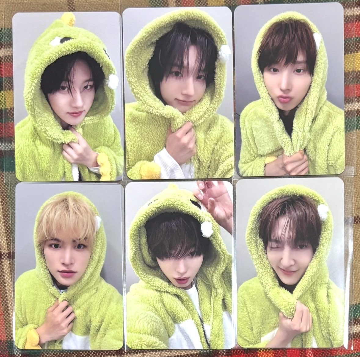 selltbzzz's tweet photo. 🦖 킥플립 메이크스타 공룡 ver. 양도 🦖

✔️ 개당 - 0.5
✔️ 미공포 6 - 1.5

📦 반택 일택

https://t.co/w6WOVzc5TG

Kickflip 계훈 동화 주왕 민제 케이주 동현 양도 분철 교환 포카 https://t.co/LFXPJWlMTu