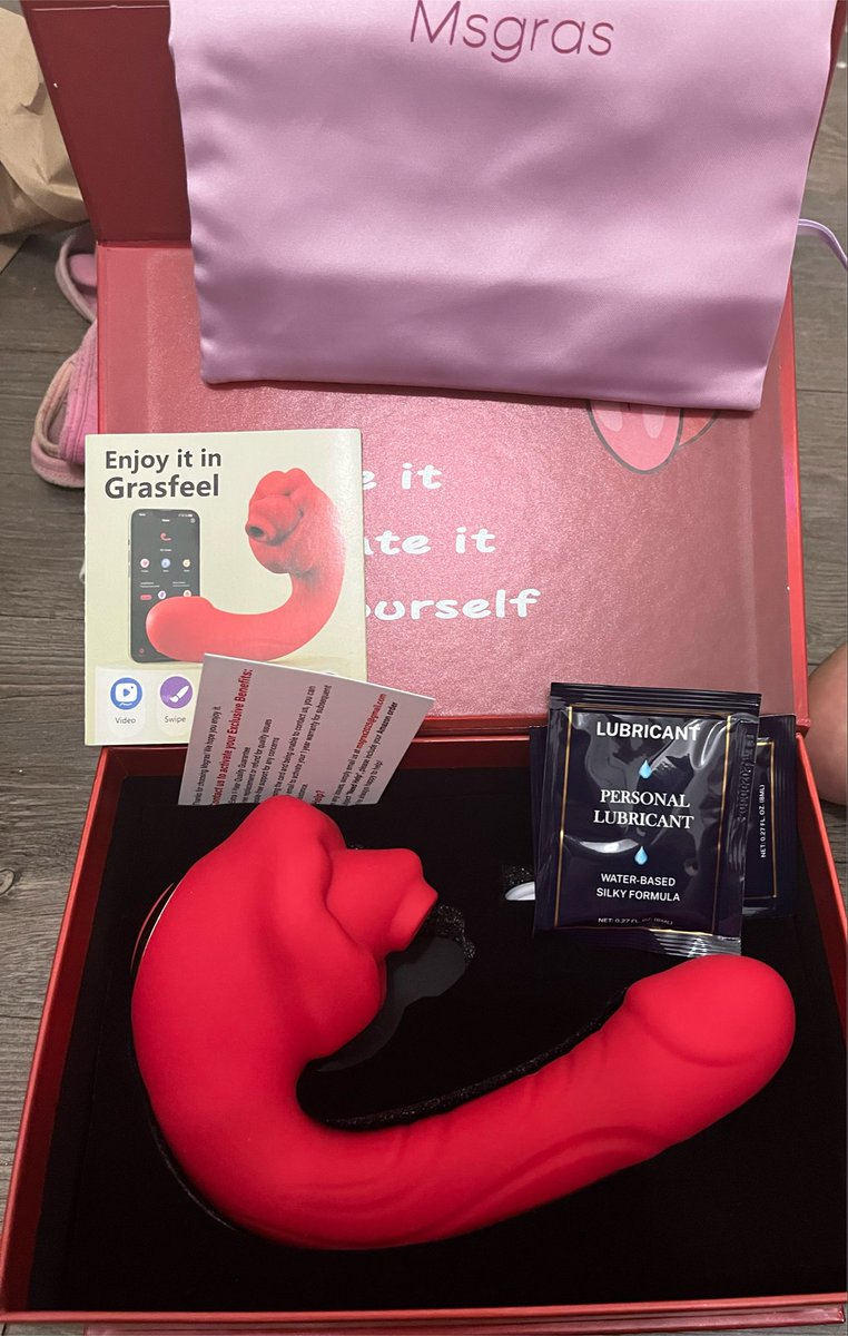 petplaymaya's tweet photo. Thank you to @SecretBliss69 for the product can’t wait to try it https://t.co/6cDxpTNWcL