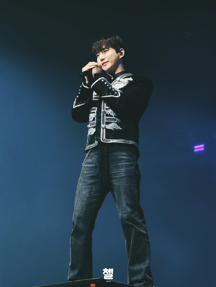 cherie_cpfl's tweet photo. 왕자님이시다 
#2PM
#이준호
#JUNHO
#THE_RETURN_in_INCHEON https://t.co/AbU66pFQ5B