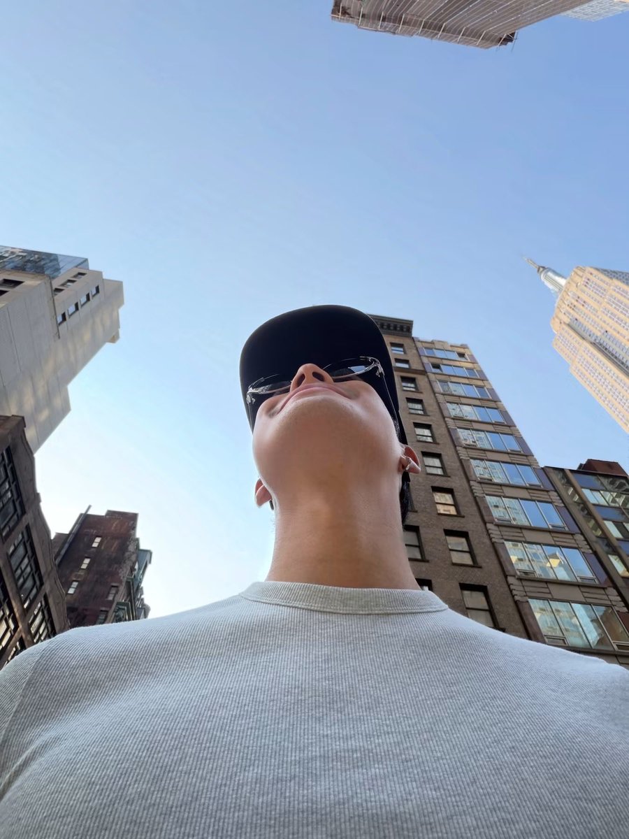 DONATORSPH's tweet photo. [📸 IG] Donny’s Instagram and Facebook Post! 💙

“BACK IN THE JUNGLE 🏙️”

#DonnyPangilinan
@donnypangilinan https://t.co/jj3CpzcfSx