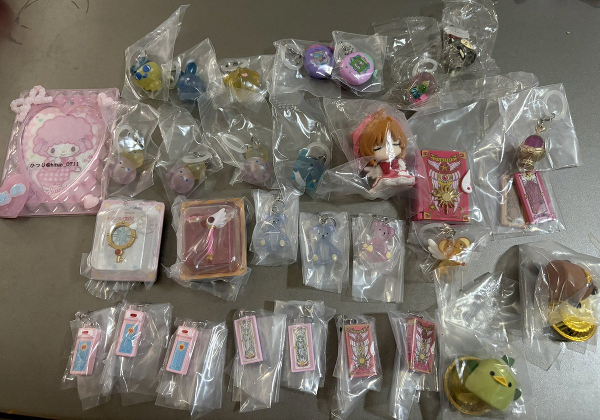 hituzi_0711's tweet photo. ガチャガチャ カプセル 交換 サンリオ ディズニー たまごっち プリキュア めじるし ブリスター 肩ズン フロッキー
求 1枚目≫異種ピアノ≫リトリン記載キャラ
譲 2枚目以降
⚠️リトリン必読
明らかな未読にはお返事致しかねます
名古屋市内手渡し優先

検索からでもお気軽にお声かけくださいませ🌸 https://t.co/617fPMM6Fc